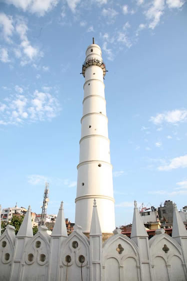 ネパールタワーDharara Tower